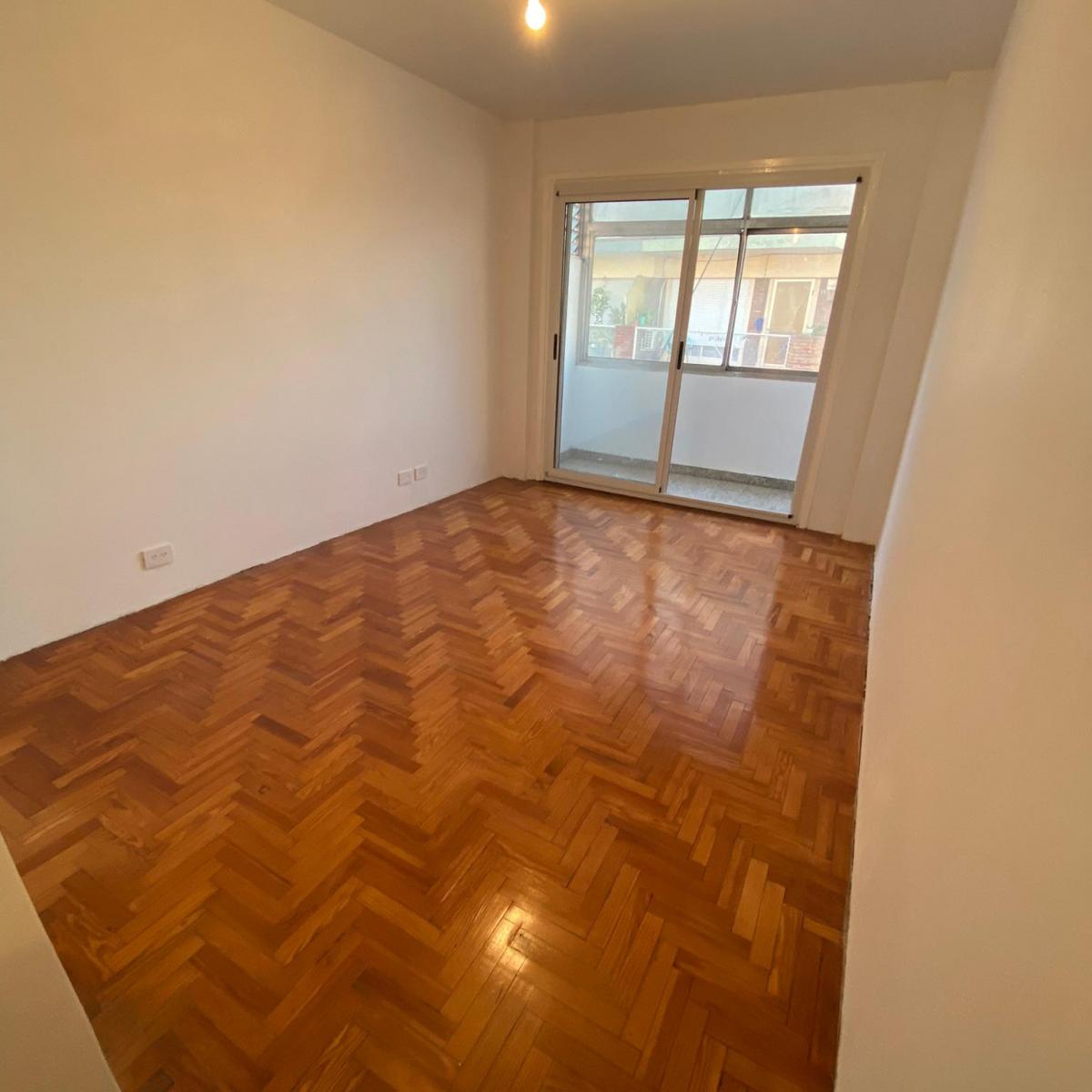 Departamento 40 m² - 2 Ambientes en Monte Castro, Capital Federal Usd 75.000 5