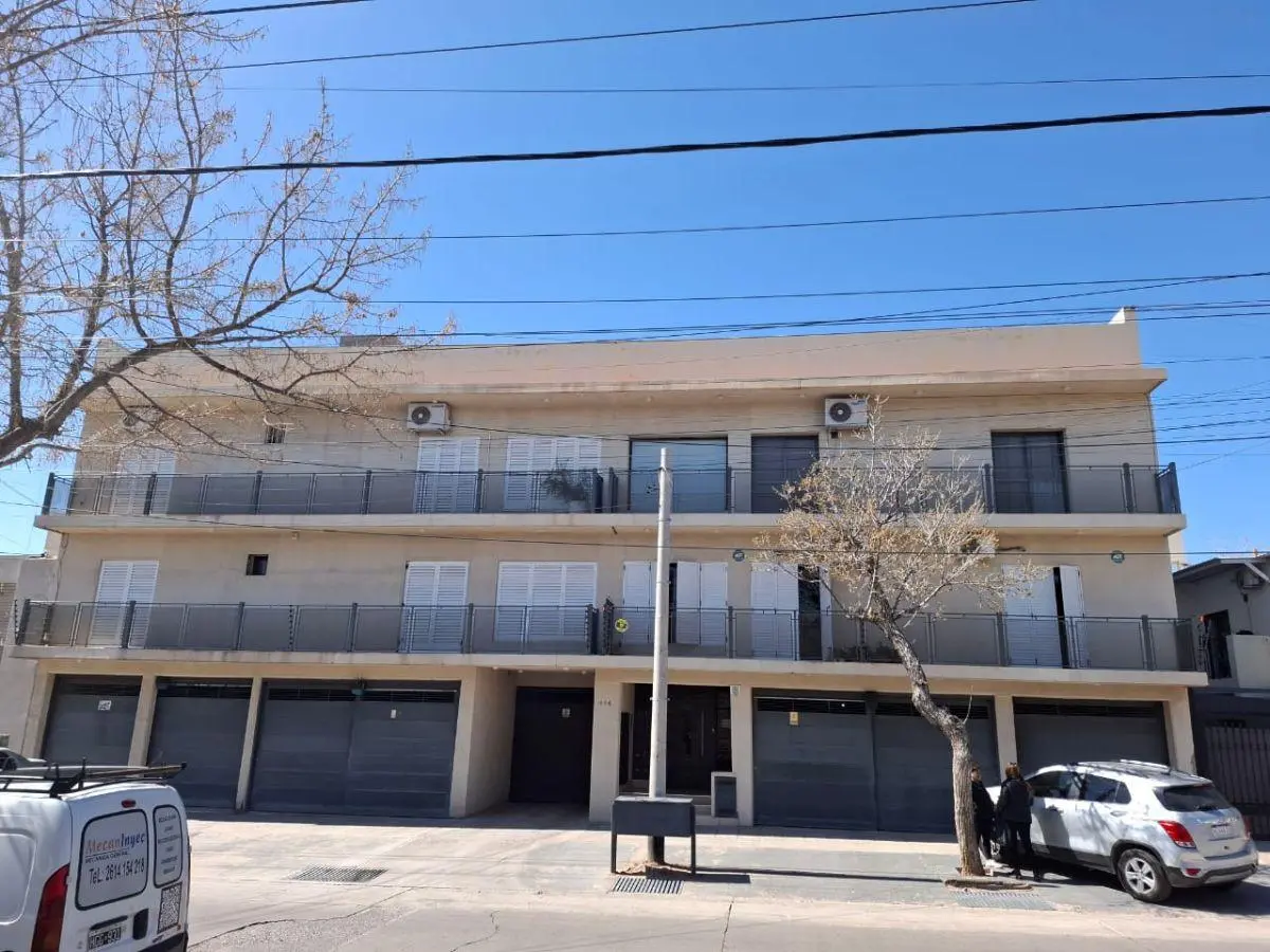 Departamento en Alquiler Temporario en Godoy Cruz 2