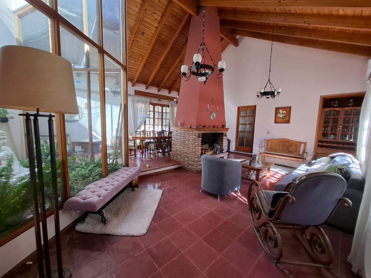 Foto de Casa en Alquiler en barrio Solares de Gabrielli, imagen 1