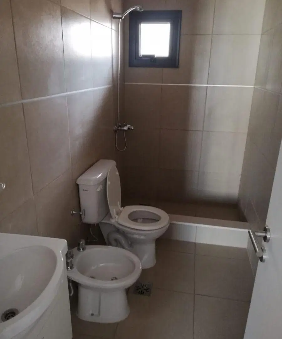 ALQUILA MONOAMBIENTE CON COCHERA CORDOBA 3033. Rosario 4