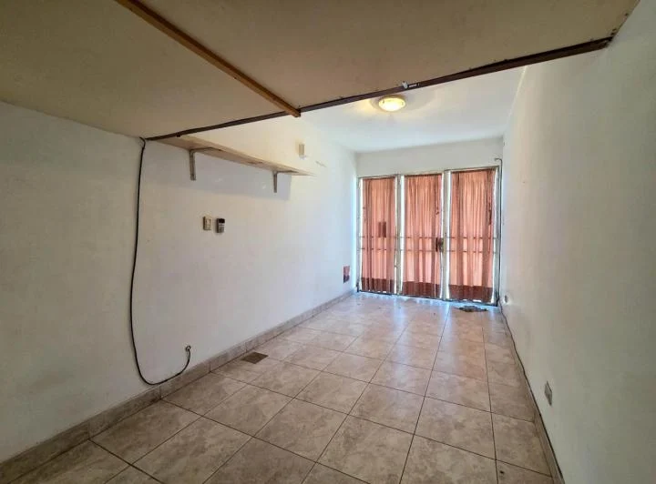 CASA EN ALQUILER DE 3 DORMITORIOS CON COCHERA, PATIO Y PARRILLERO 4