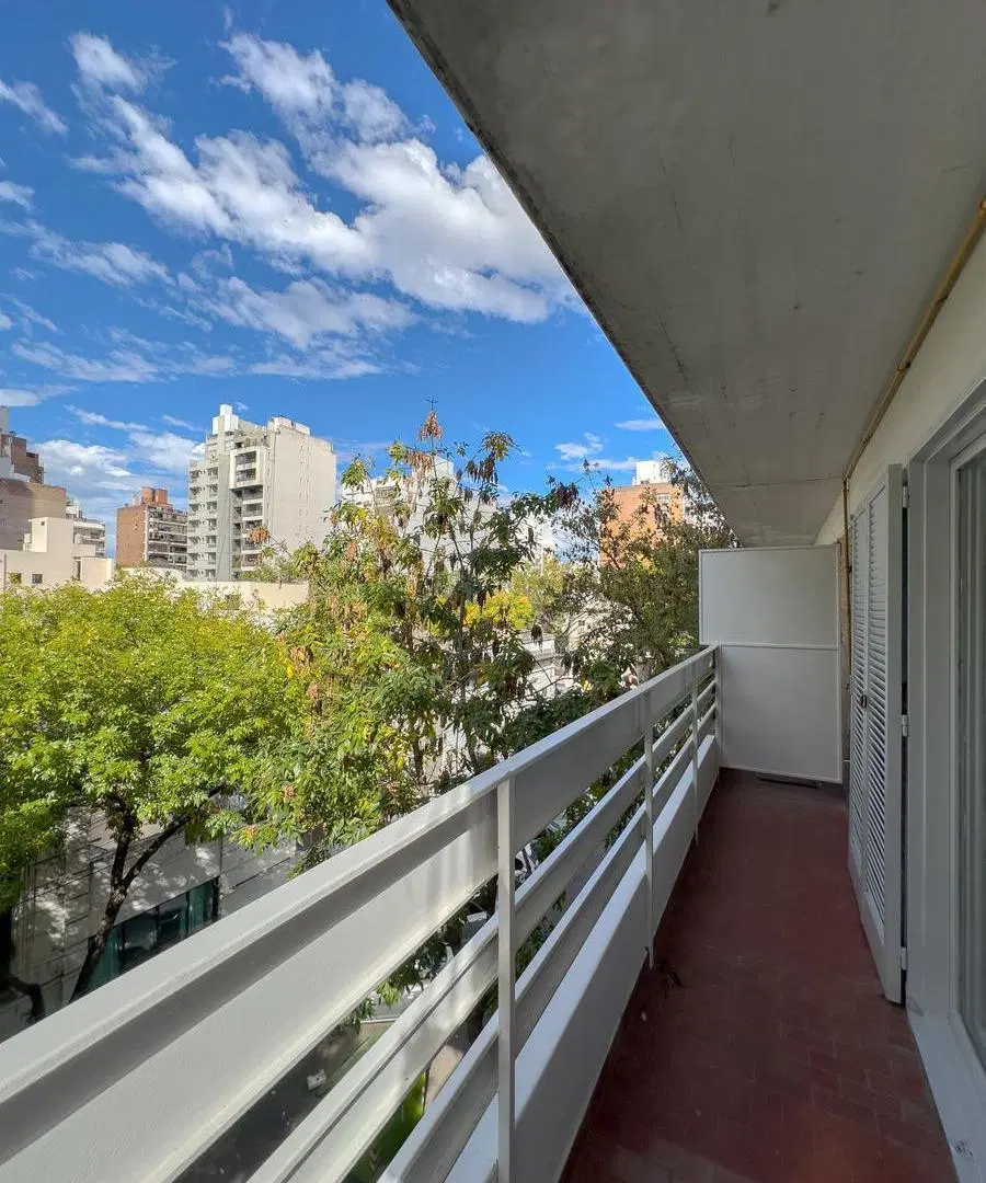 DEPARTAMENTO EN VENTA DE 2 DORMITORIOS EN BARRIO MARTIN 4
