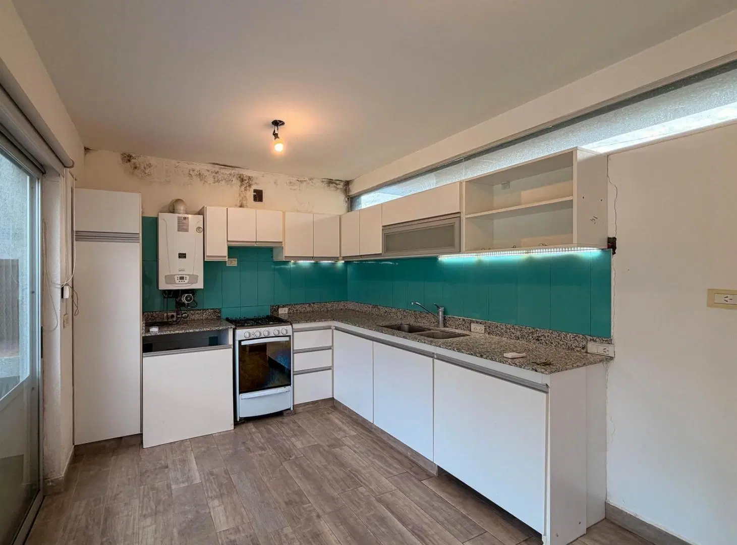 CASA DE 2 DORMITORIOS CON PILETA Y RADIADORES EN LAS ACEQUIAS ROLDAN 4