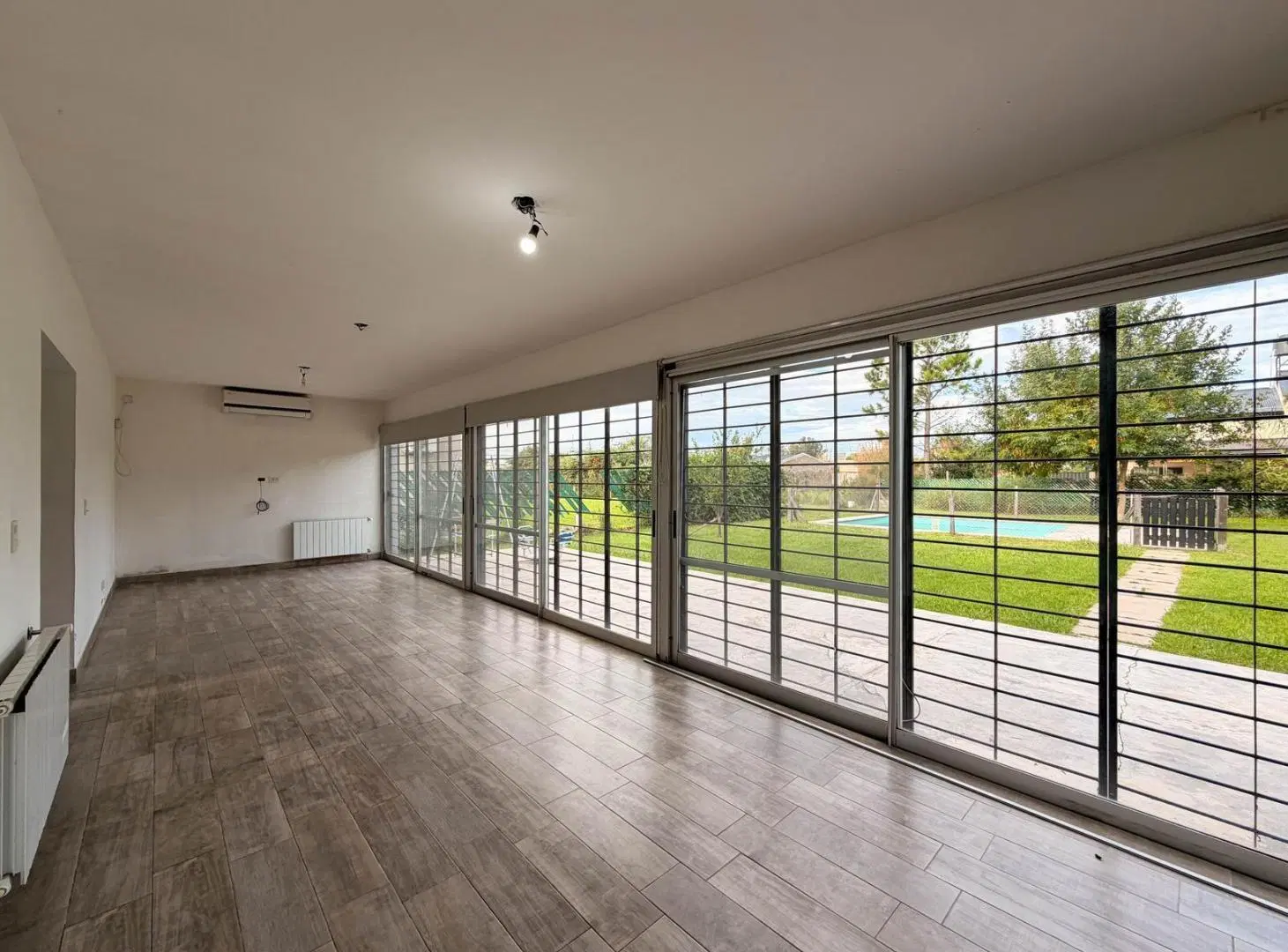 CASA DE 2 DORMITORIOS CON PILETA Y RADIADORES EN LAS ACEQUIAS ROLDAN 2