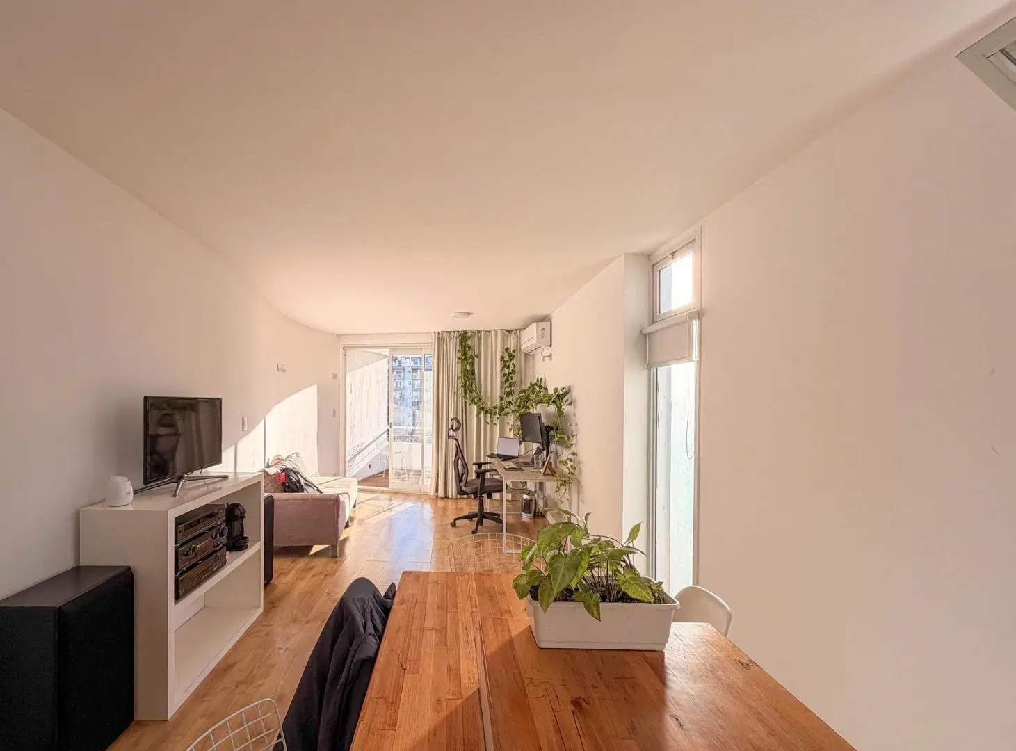 MONOAMBIENTE AMPLIO EN VENTA EN BARRIO MARTIN 1