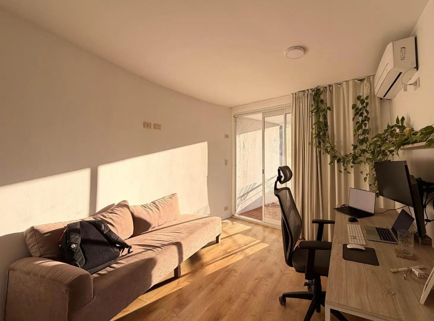 MONOAMBIENTE AMPLIO EN VENTA EN BARRIO MARTIN 5