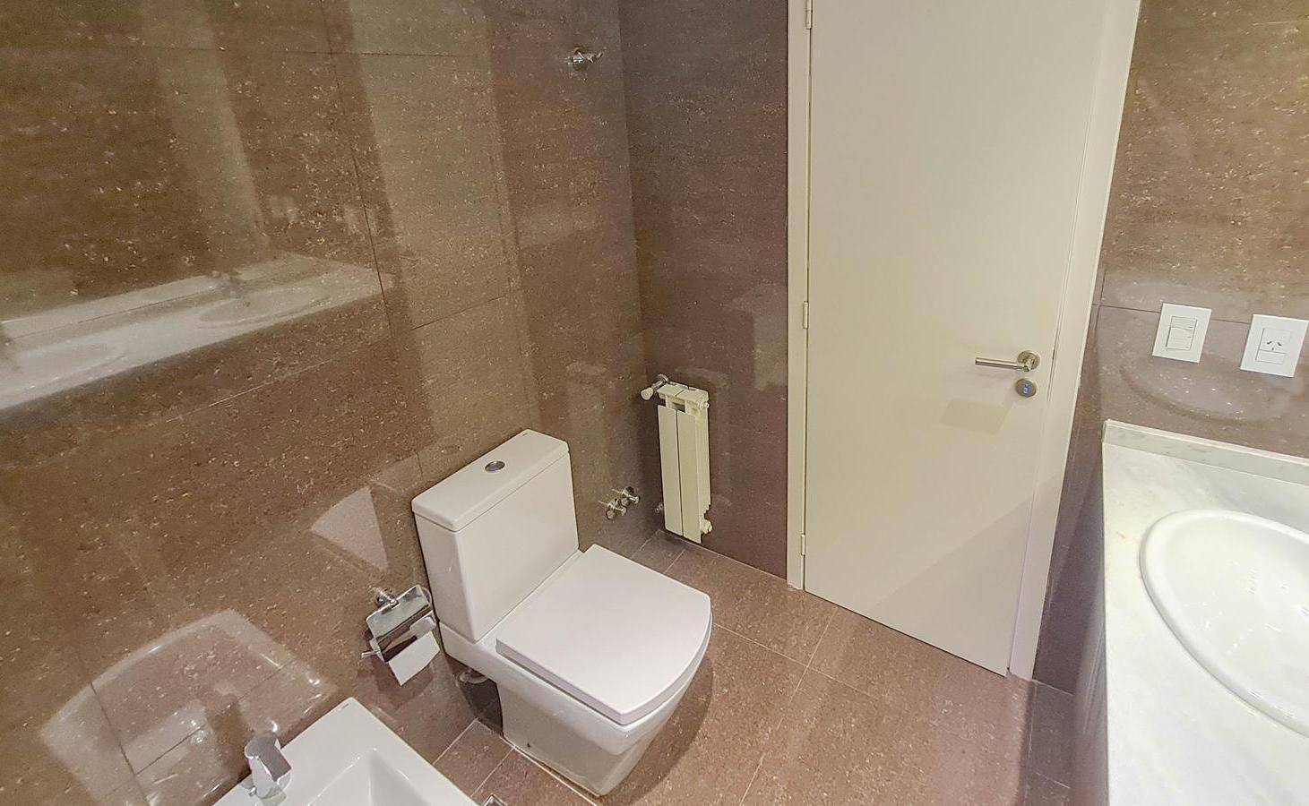 Foto de DEPARTAMENTO CON VISTA DE 3 DORMITORIOS Y COCHERA EN VENTA EDIFICIO, imagen 1