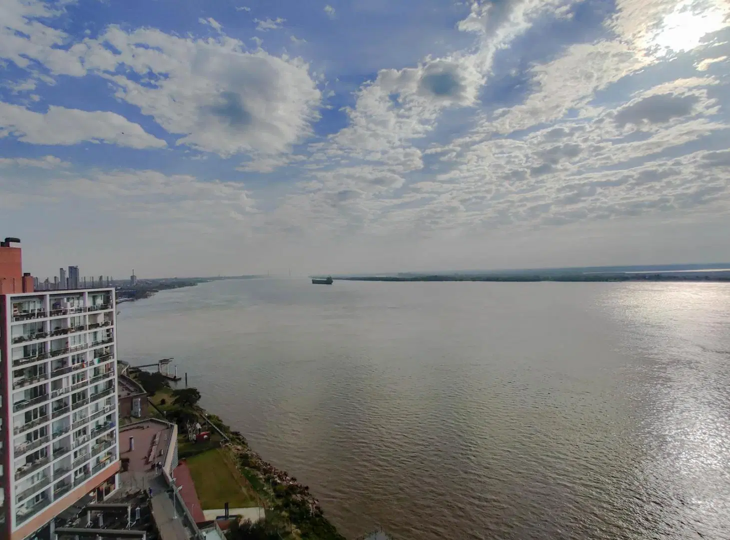 DEPARTAMENTO CON VISTA DE 3 DORMITORIOS Y COCHERA EN VENTA EDIFICIO TORRE BARRANCA EN PUERTO NORTE 4
