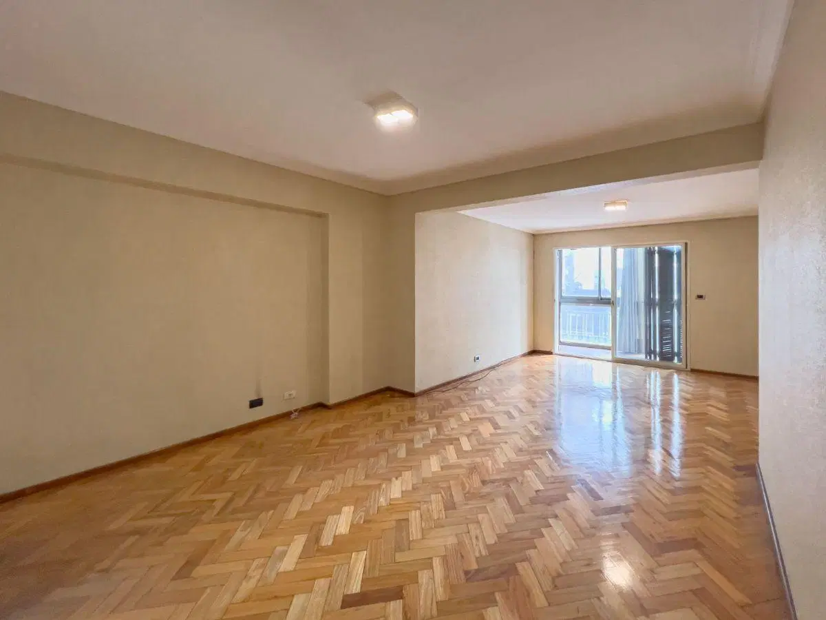 DEPARTAMENTO DE 3 DORMITORIOS   COCHERA SOBRE Av. PELLEGRINI 5