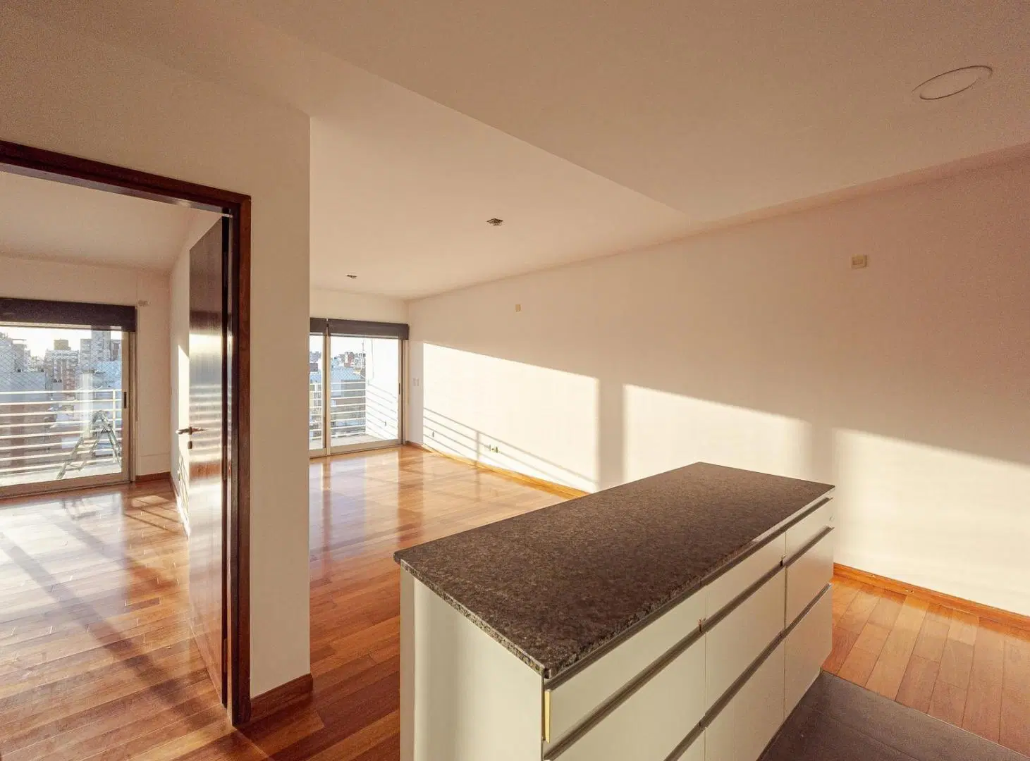 DEPARTAMENTO PREMIUM DE 1 DORMITORIO COCHERA CON SEGURIDAD 24HS EN OROÑO Y 9 DE JULIO 3