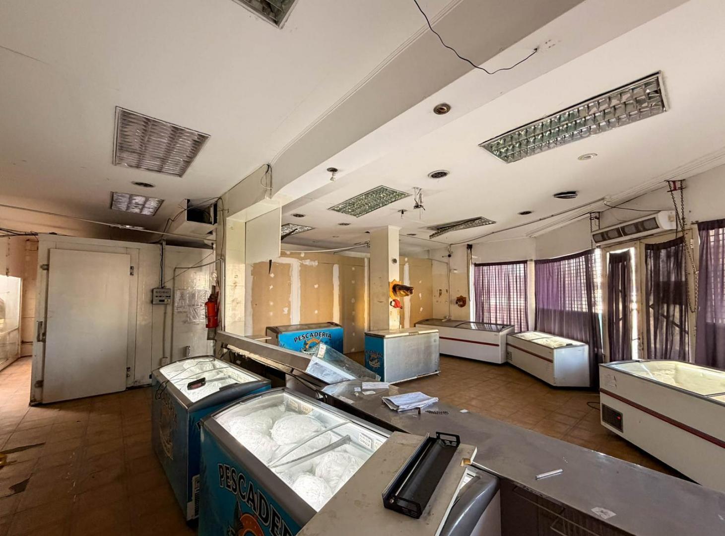 Foto de LOCAL COMERCIAL DE 260 M2 EN LA ESQUINA DE 27 DE FEBRERO Y MATIENZO, imagen 1