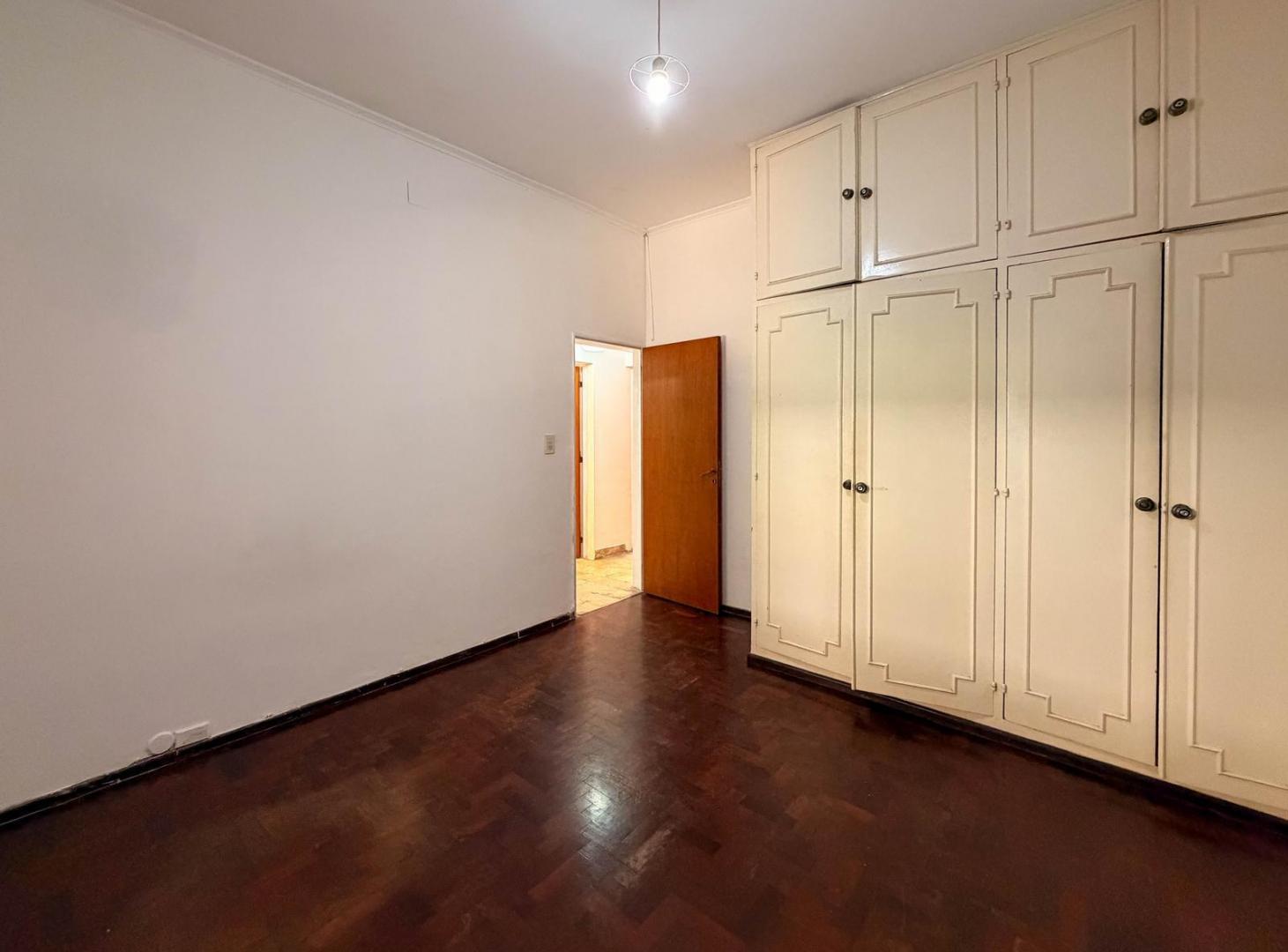 Foto de CASA DE 3 DORMITORIOS CON PATIO PARRILA Y TERRAZA EN BARRIO PICHINCHA, imagen 5