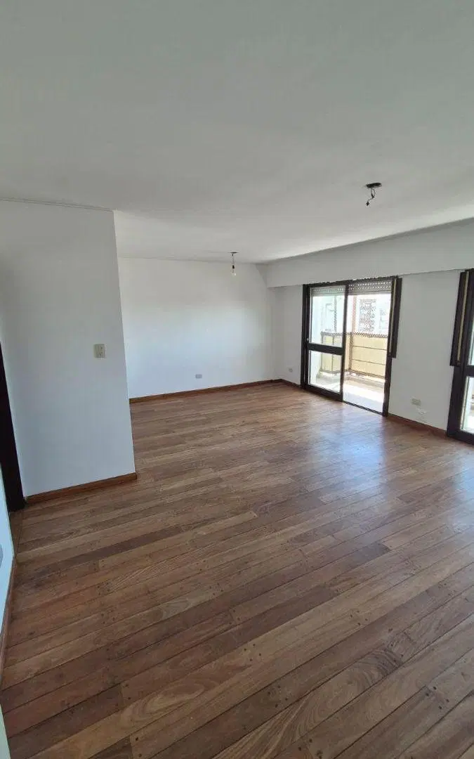 Departamento 3 dormitorios con cochera y baulera - Centro de Rosario 3