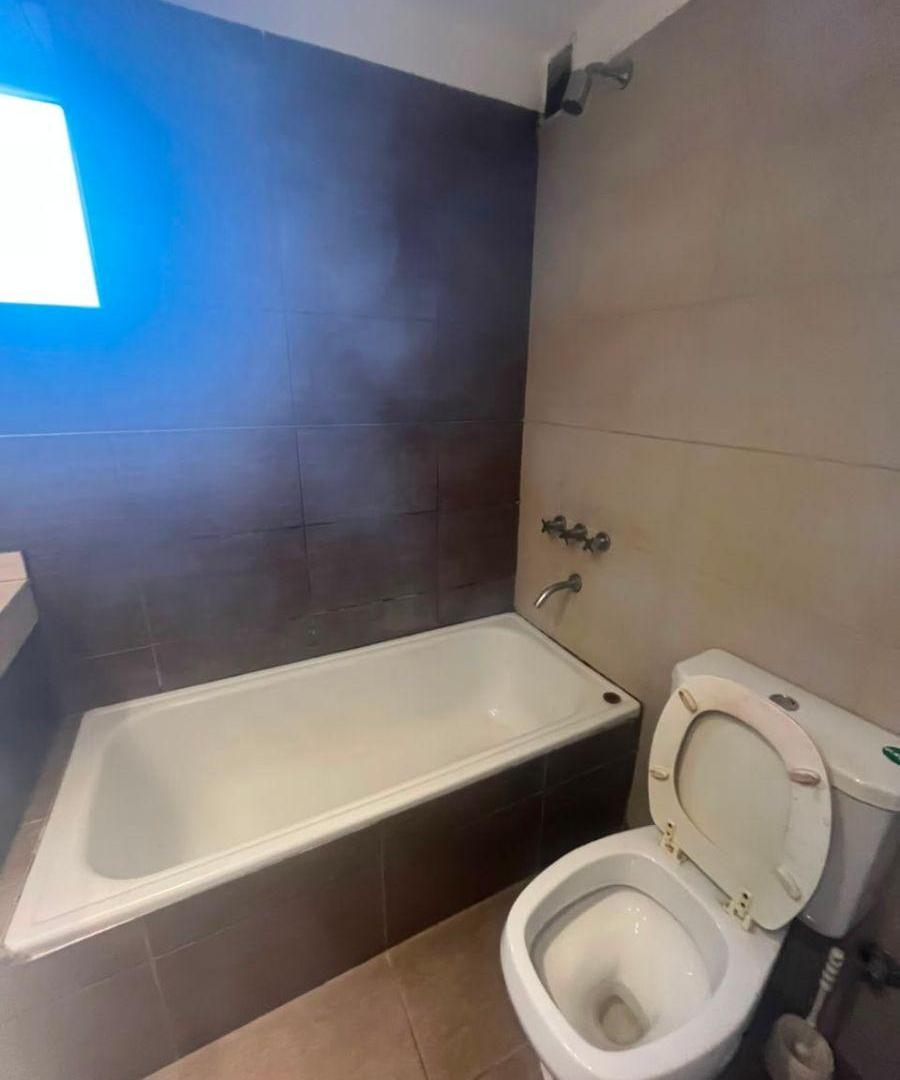 Foto de Departamento 1 dormitorio con balcón al frente - Alquiler - Zona Centro Rosario, imagen 5