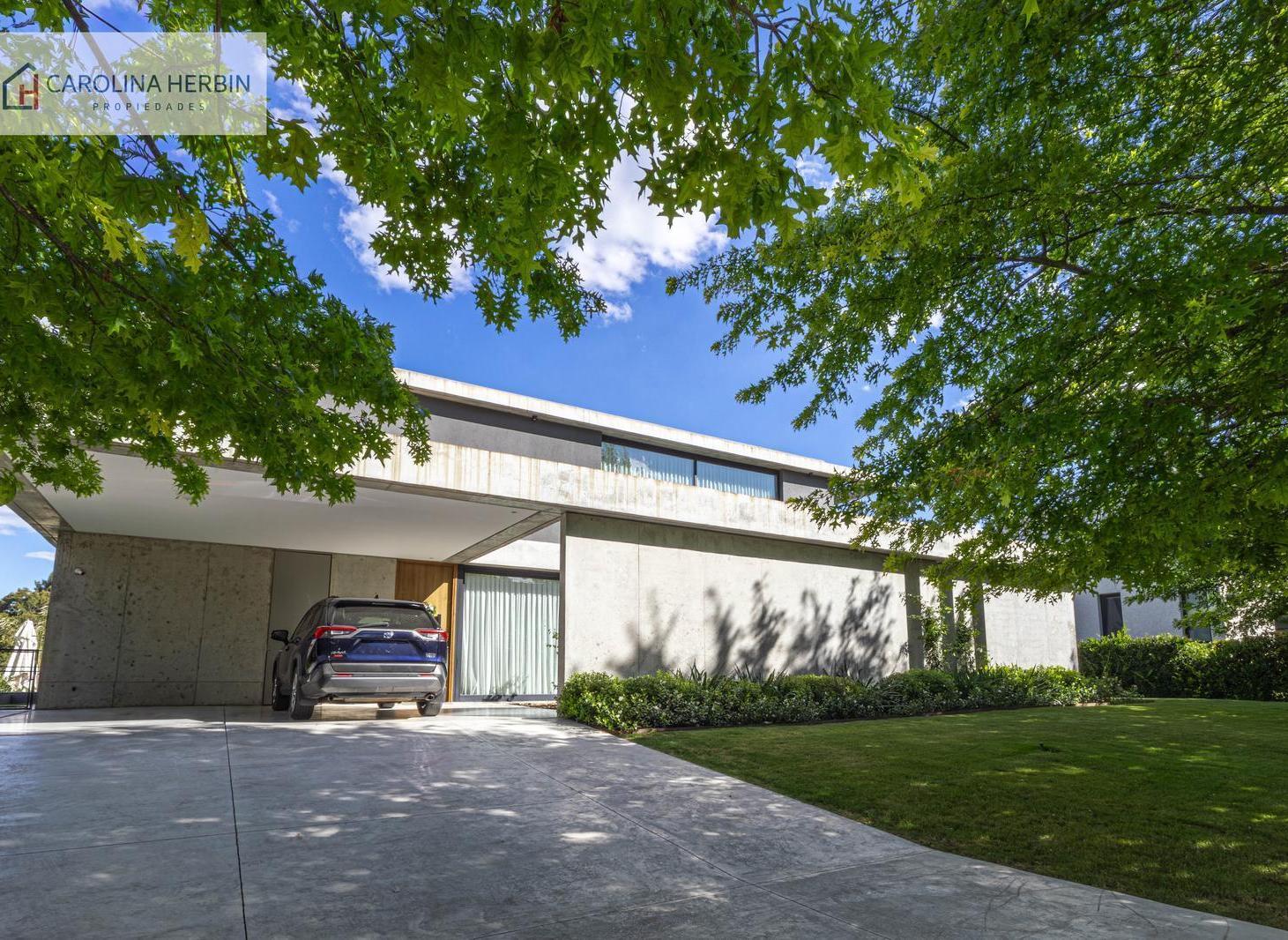 Casa en Venta y Alquiler en Barrio Cerrado Buenos Aires Golf, Bella Vista