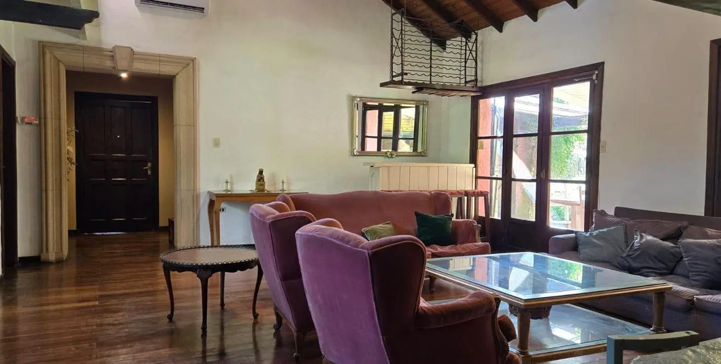 Casa en alquiler temporario a partir de Octubre hásta el 20 de dic. en Bella Vista 5