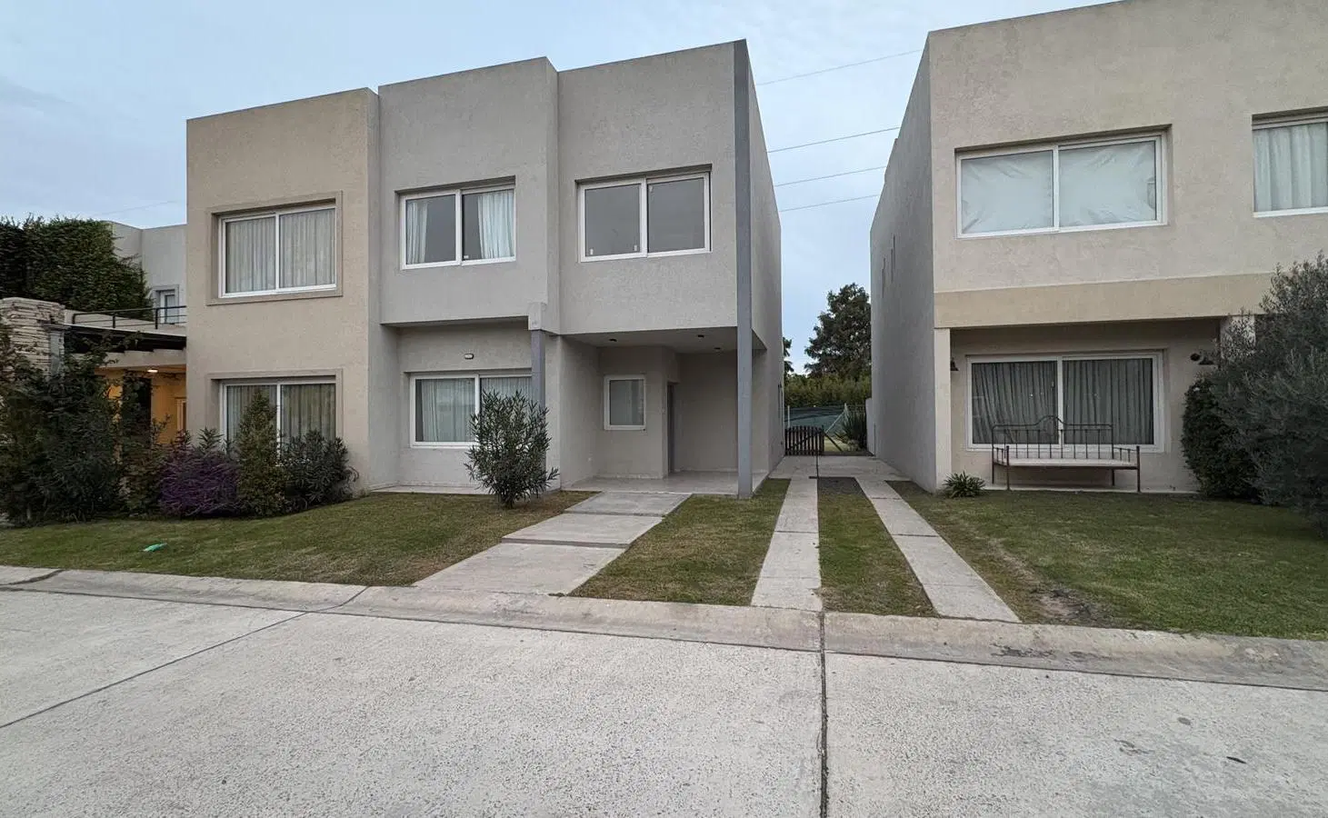 Casa en Alquiler o Venta en Bario Cerrado Buenos Aires Village 4
