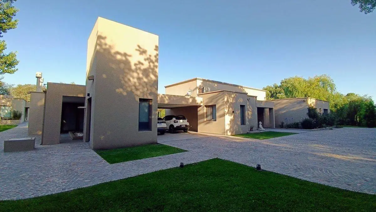 Venta Casa 7 Ambientes Chacras de Open Door 7000m2 3