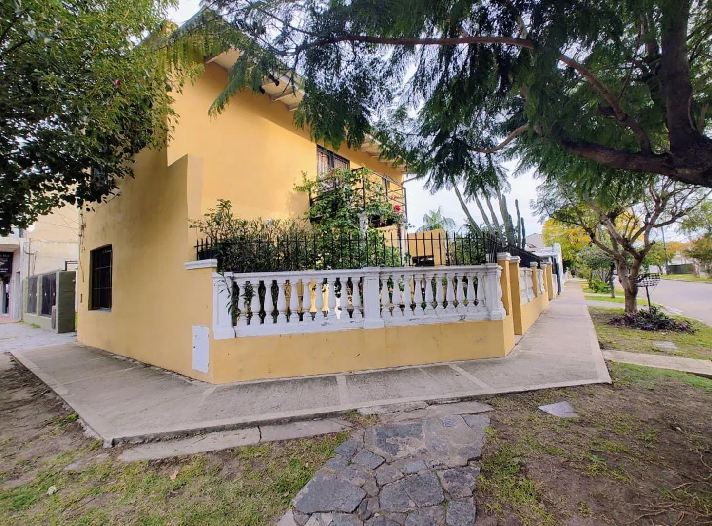 VENTA PH 4 AMBIENTES EL TALAR CON COCHERA 2