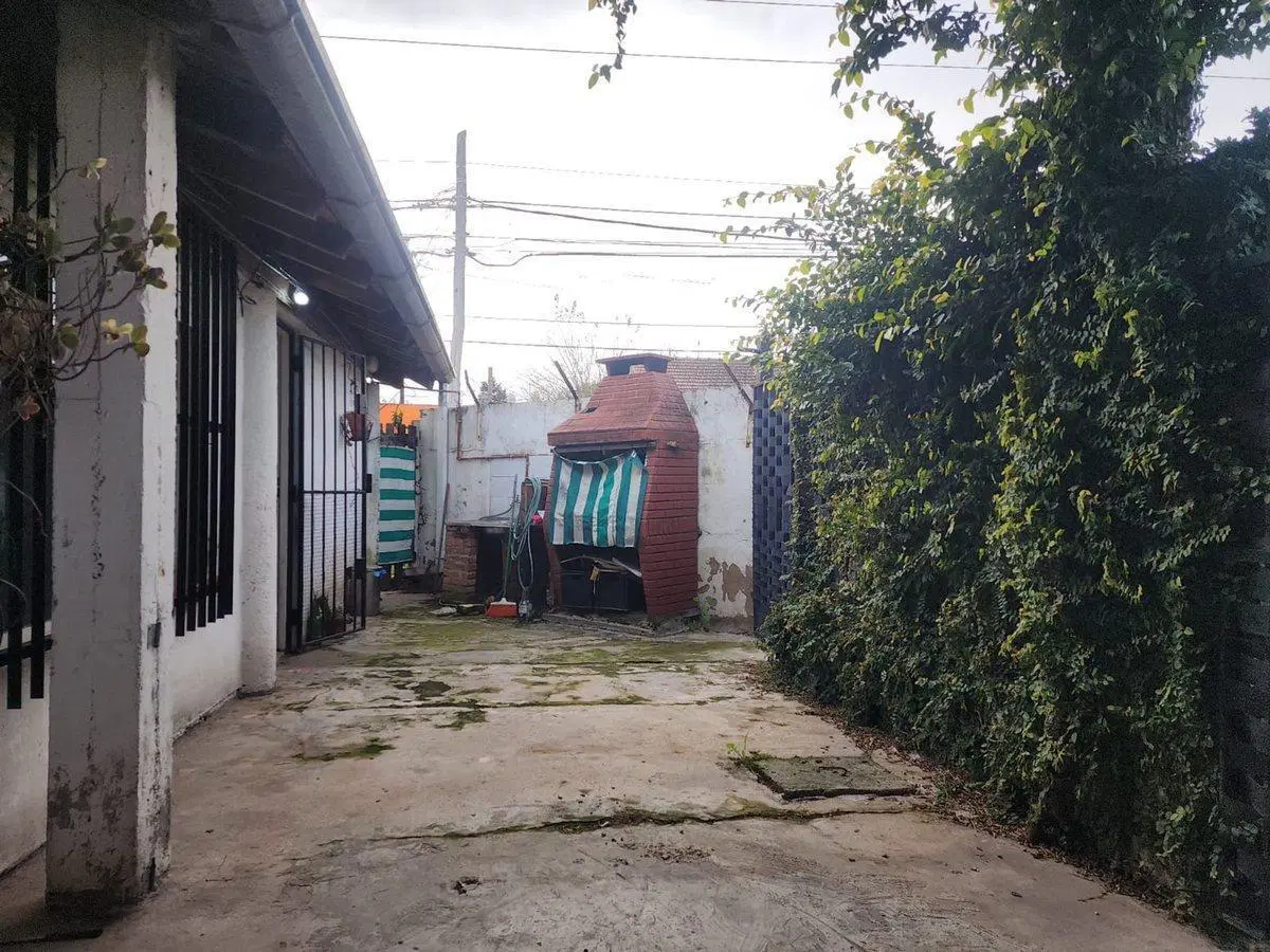 VENTA CASA 3 AMBIENTES COCHERA BOULOGNE SUR MER 3