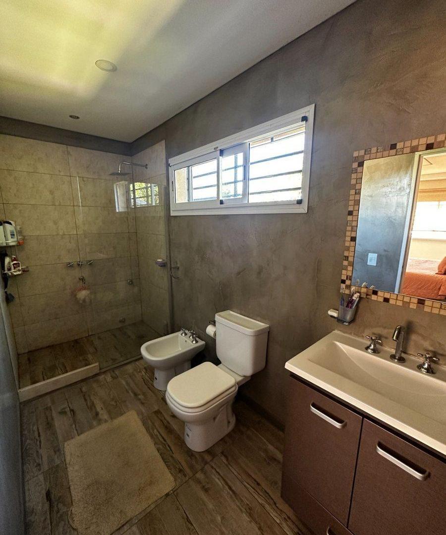 Foto de CASA EN VENTA 4 AMBIENTES PLAYROOM ESTRENAR, imagen 3
