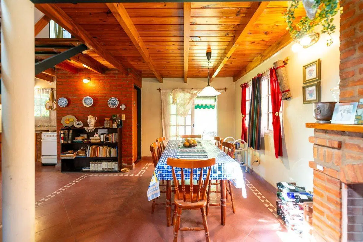 VENTA CASA 3 AMBIENTES   COUNTRY BANCO PROVINCIA 5