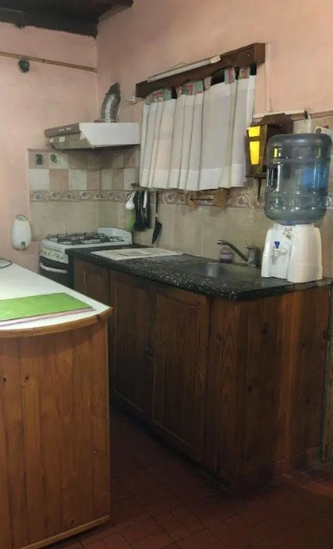 CASA 6 AMBIENTES CON JARDIN ZONA LOS POLVORINES 4