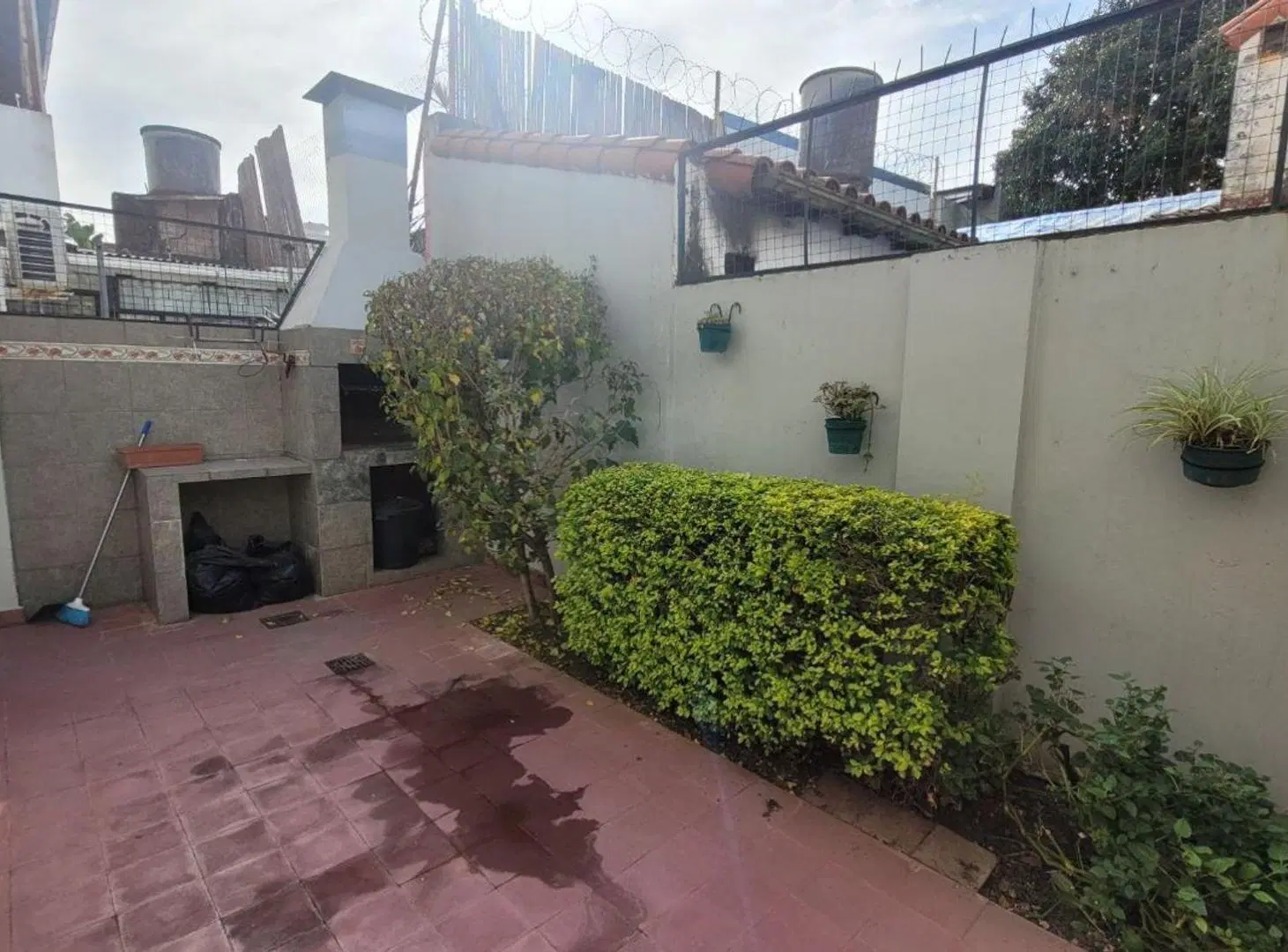 VENTA PH EN OLIVOS 4 AMB PATIO TERRAZA Y PARRILLA 5