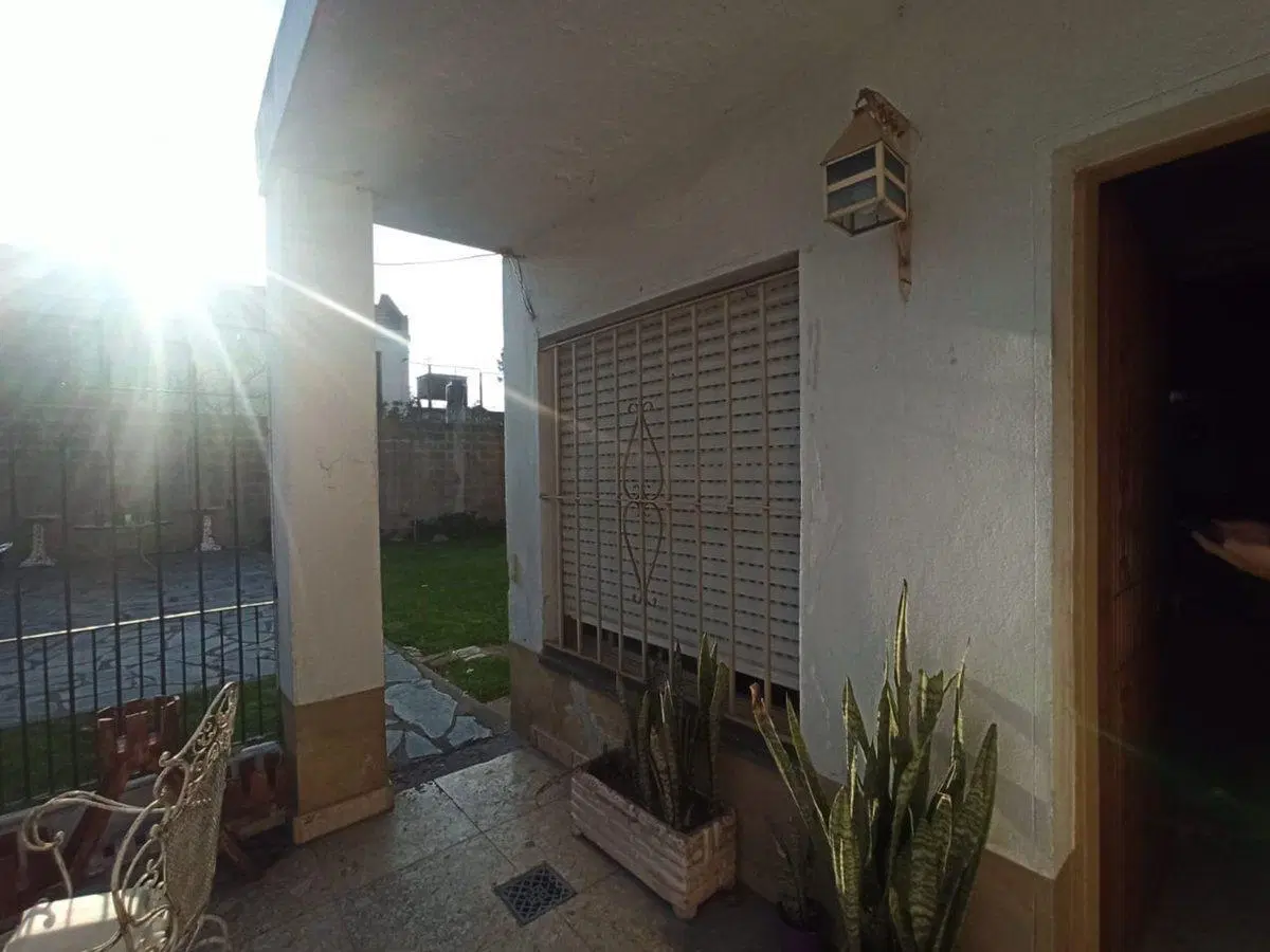 VENTA CASA 4 AMB MORENO CENTRO C/ JARDIN Y COCHERA 5