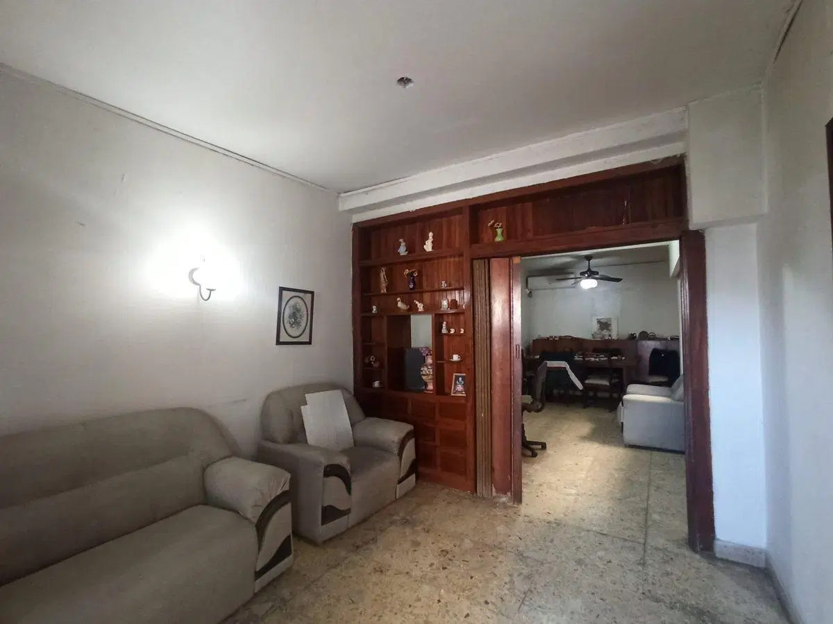 VENTA CASA 4 AMB MORENO CENTRO C/ JARDIN Y COCHERA 5
