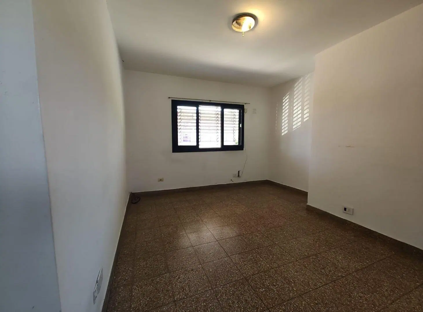 VENTA DEPARTAMENTO DOS AMBIENTES CASEROS 8