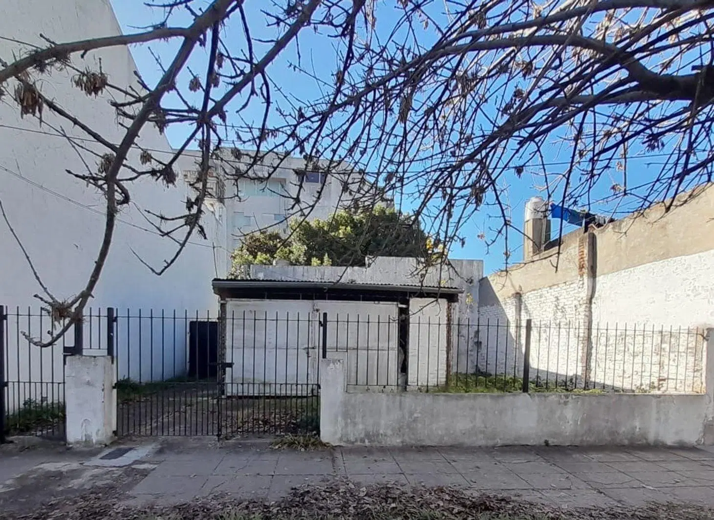 CASA EN VENTA A DEMOLER Ó REFACCIONAR ESCOBAR CTRO 5