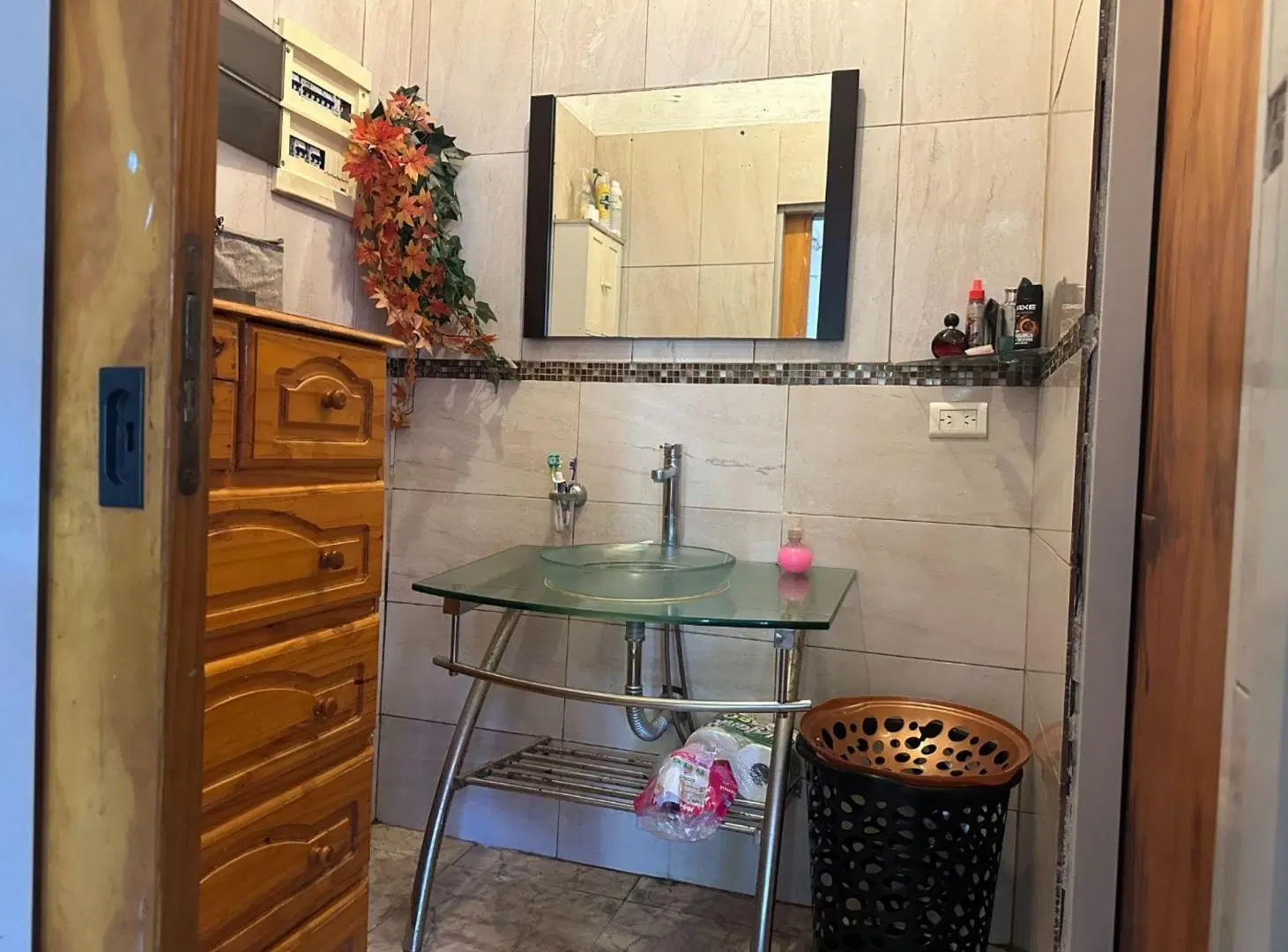 VENTA CASA MULTIFAMILIAR 5 y 4 AMB JOSE C PAZ 4