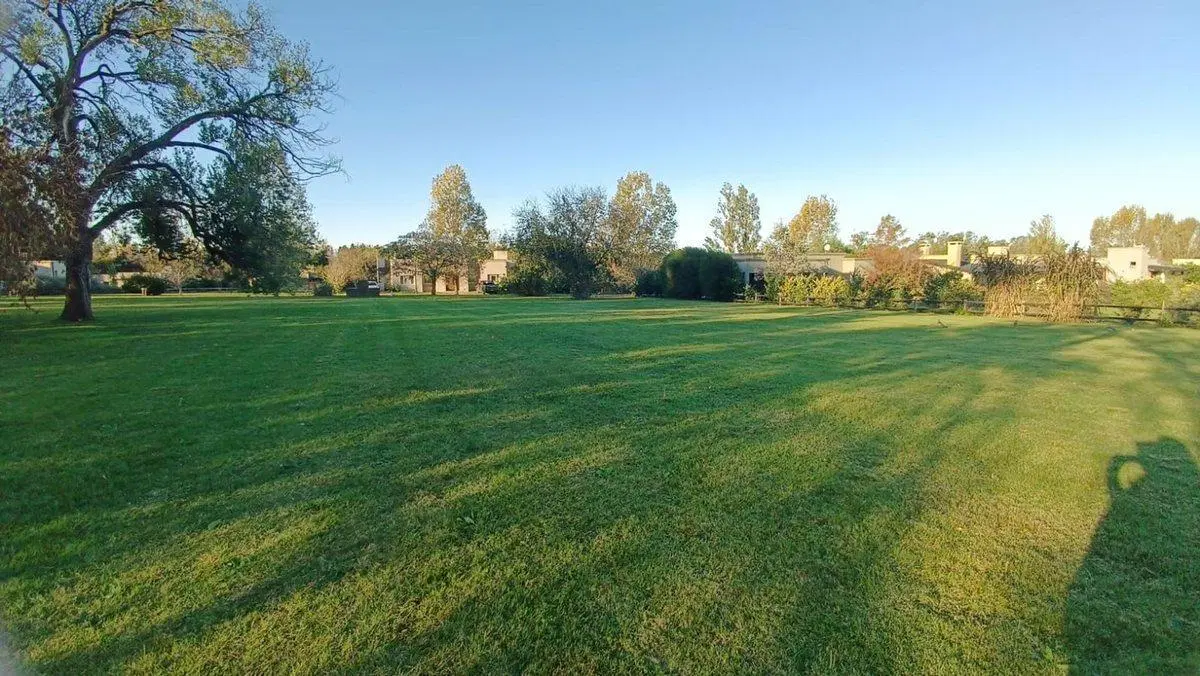 Venta de Lote 1500 m2 B. Cerrado Open Door LUJAN 5