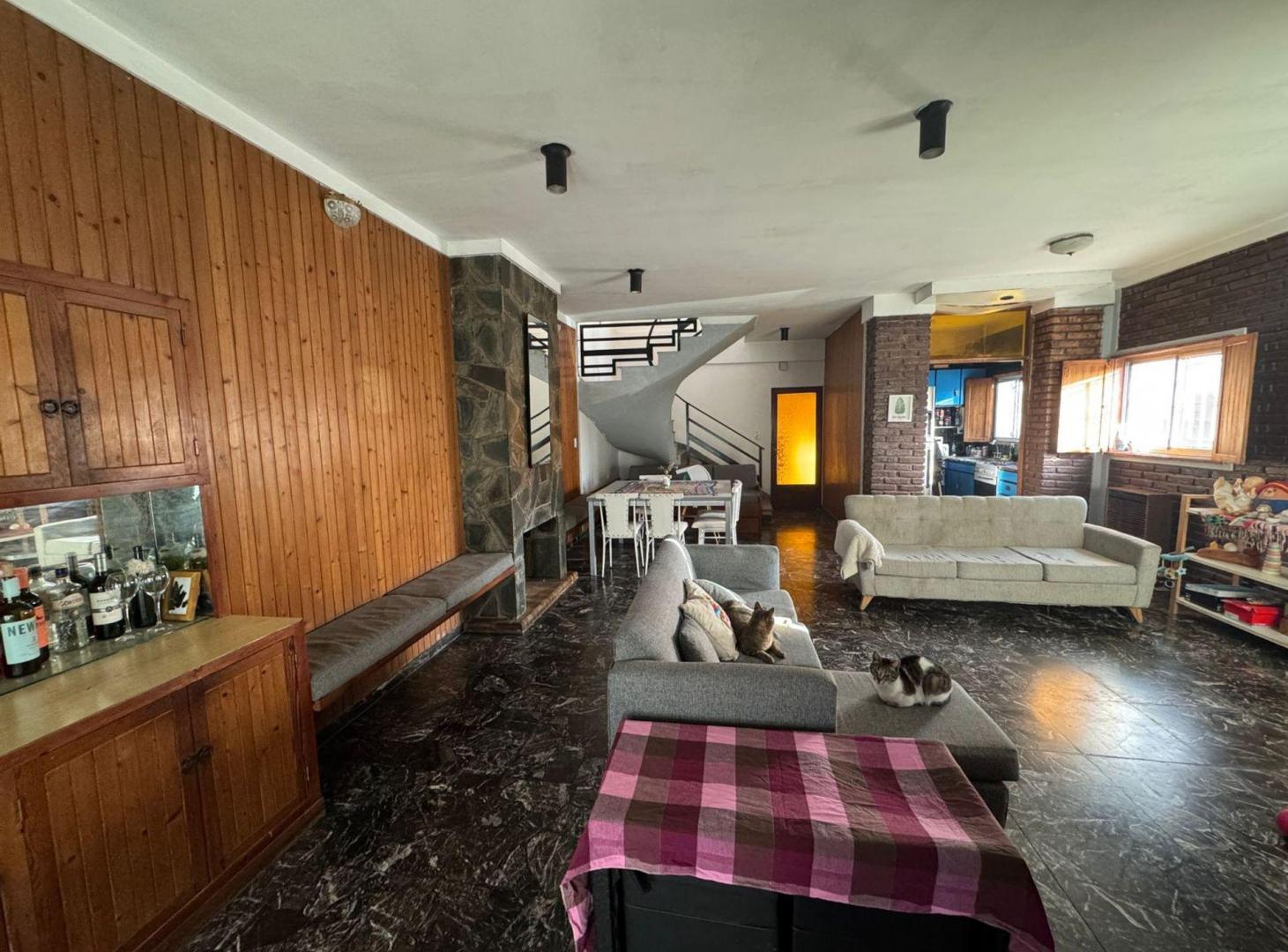 Foto de Venta Casa 3 ambientes en Campana Apta Crédito, imagen 1