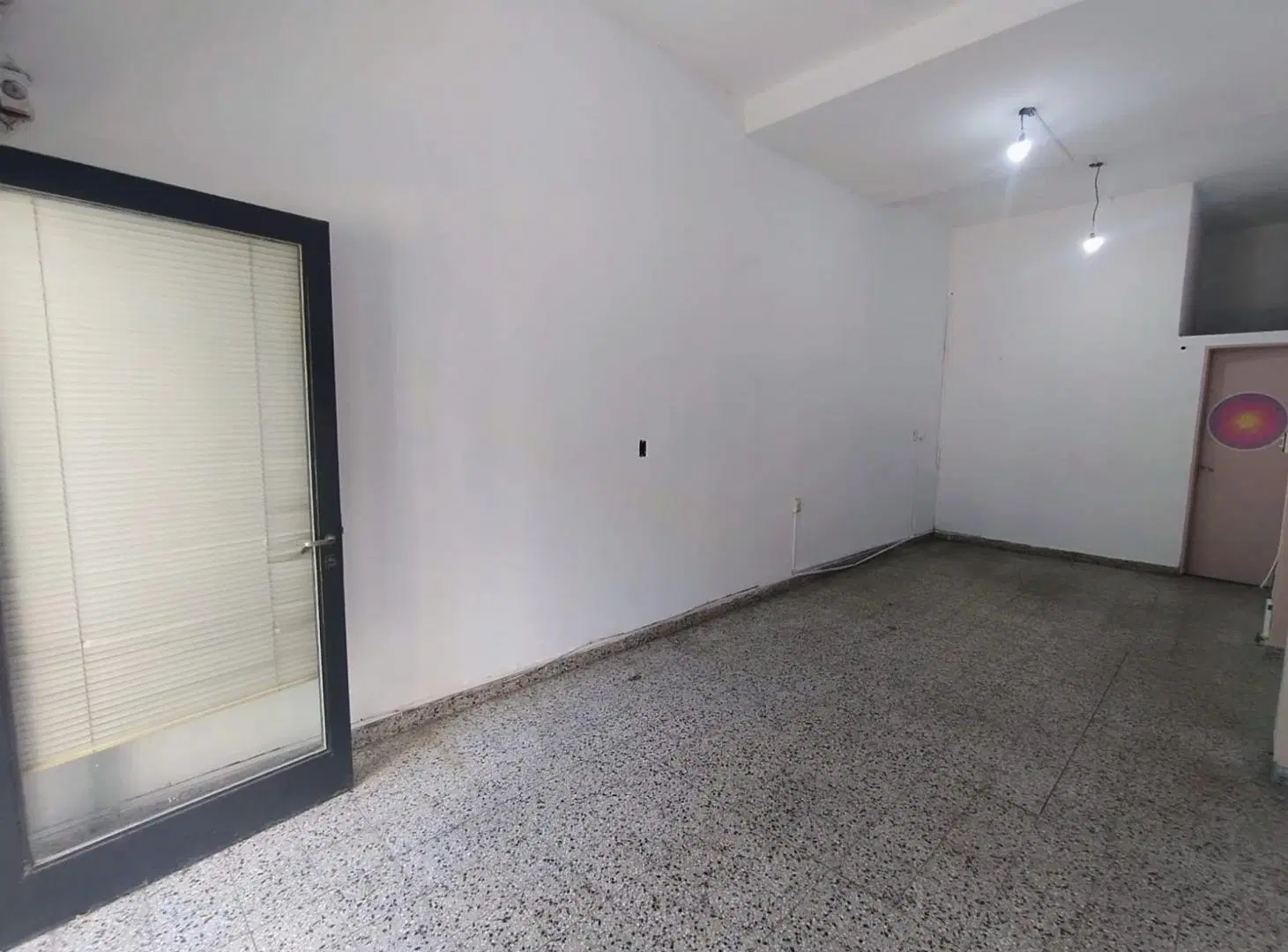 LOCAL COMERCIAL EN ALQUILER VILLA MAIPU, 25M2 2