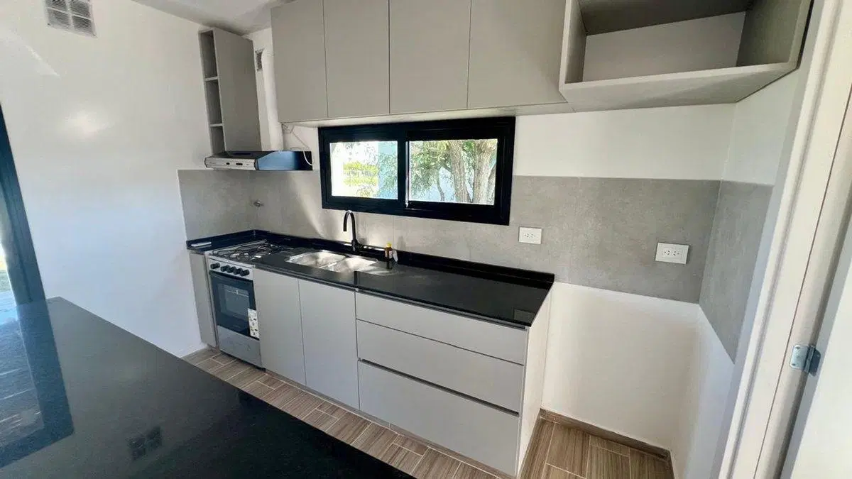CASA 4 AMBIENTES A ESTRENAR SAN SEBASTIAN 4