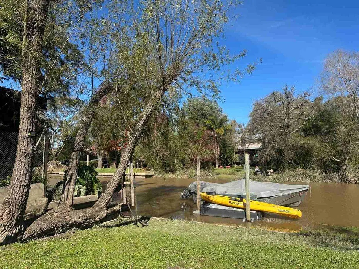 VENTA CASA C/AMARRA CLUB JARDIN NAUTICO ESCOBAR 3