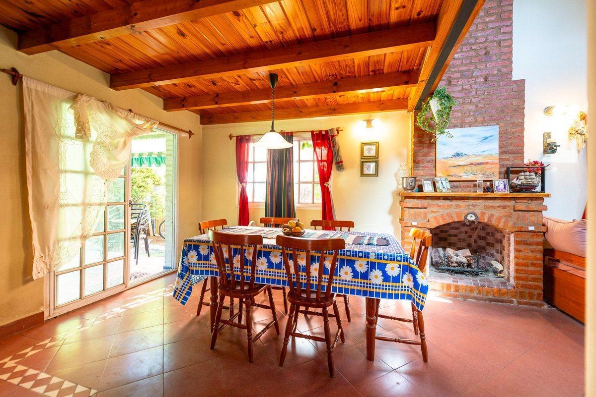 Foto de VENTA CASA 3 AMBIENTES COUNTRY BANCO PROVINCIA, imagen 2