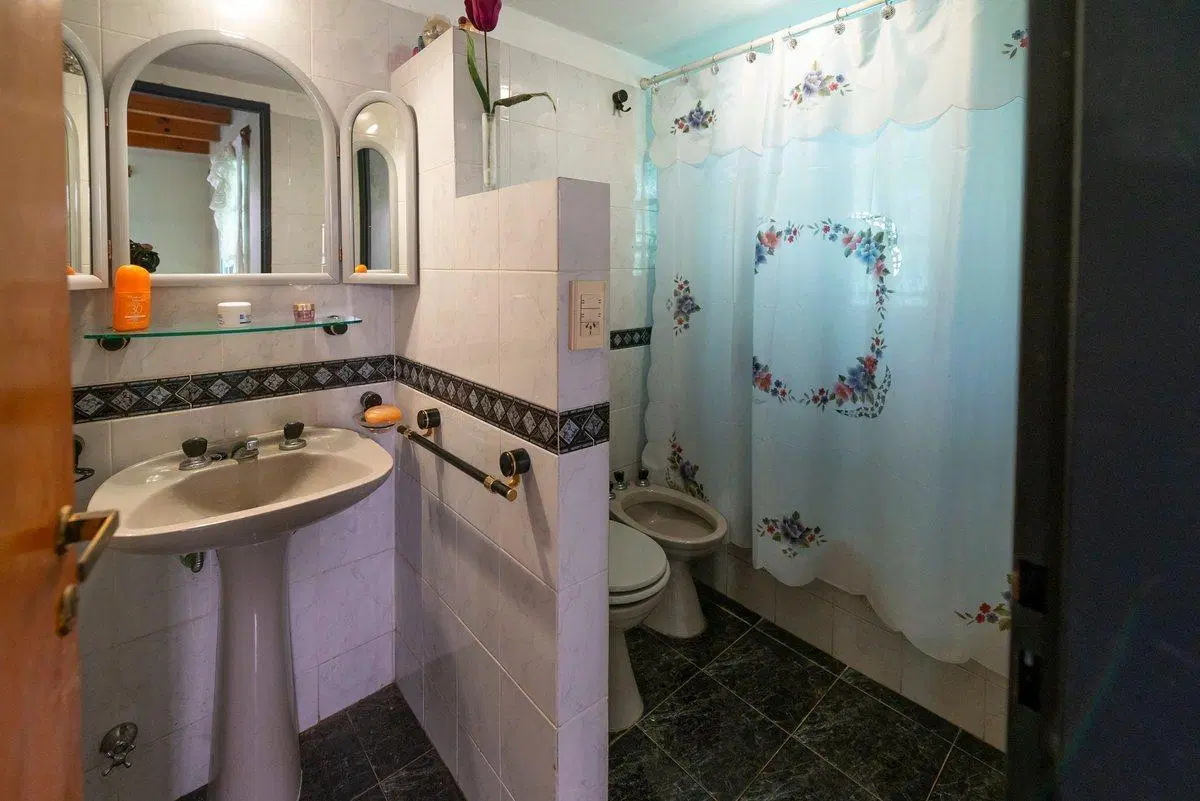 VENTA CASA 3 AMBIENTES   COUNTRY BANCO PROVINCIA 8