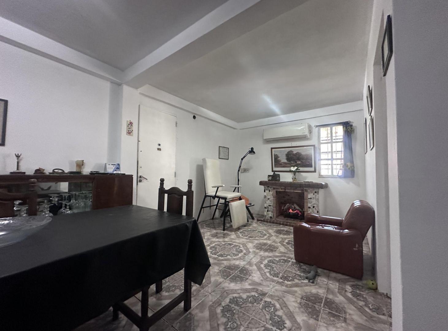 Foto de VENTA CASA 3 AMBIENTES C/COCHERA PABLO NOGUES, imagen 4