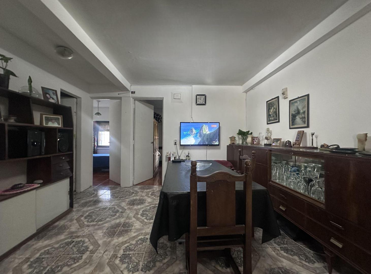 Foto de VENTA CASA 3 AMBIENTES C/COCHERA PABLO NOGUES, imagen 3