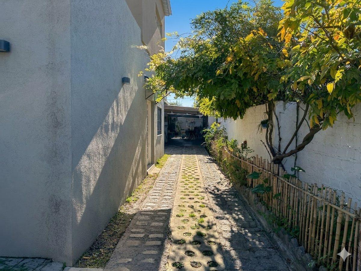 Foto de VENTA CASA MULTIFAMILIAR 5 y 4 AMB JOSE C PAZ, imagen 3