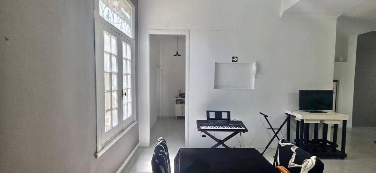 Foto de CASA VENTA CON LOCAL JARDIN Y COCHERA DON TORCUATO, imagen 5
