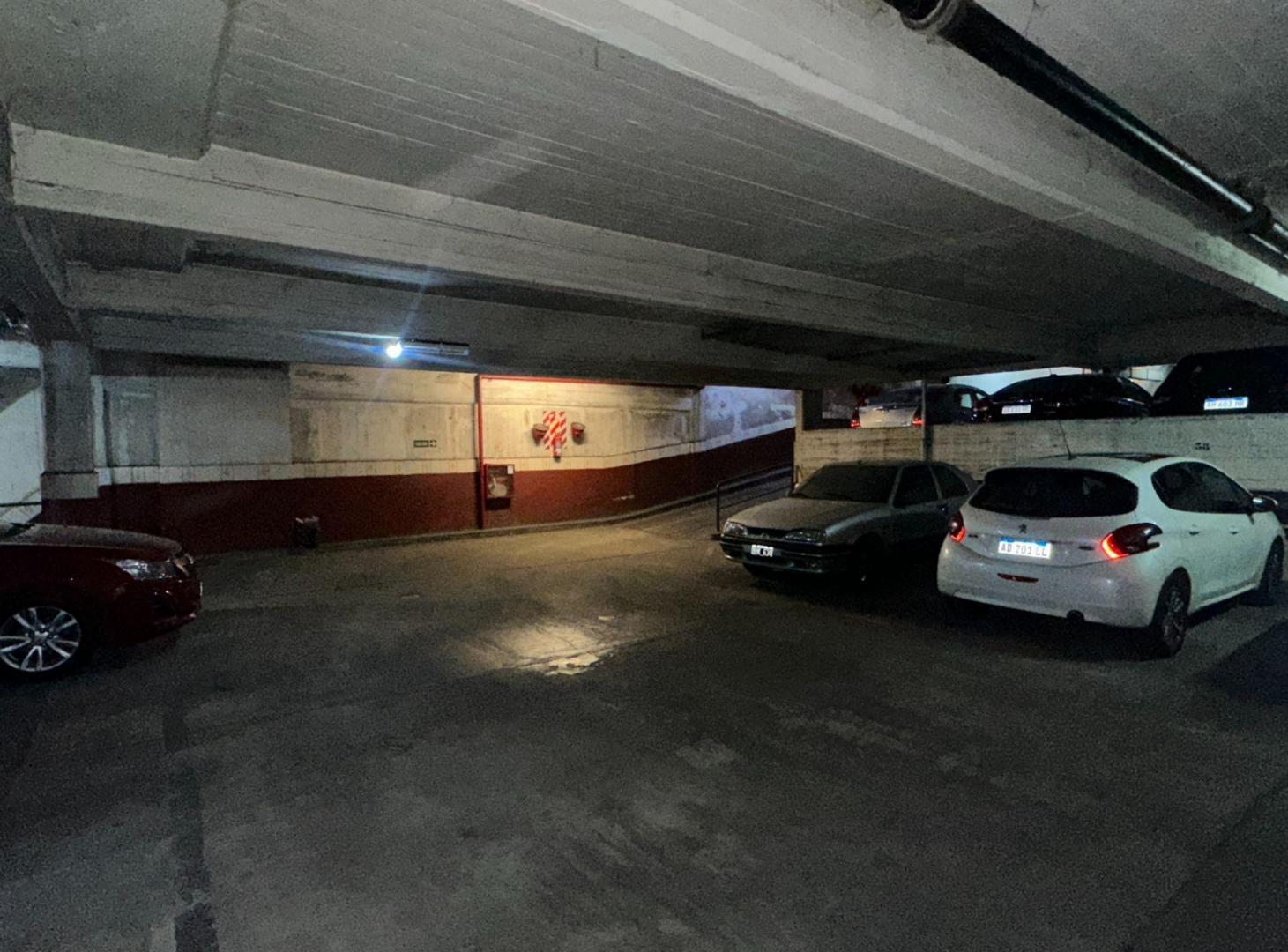 Foto de ALQUILER COCHERA CUBIERTA BELGRANO CENTRO, imagen 4