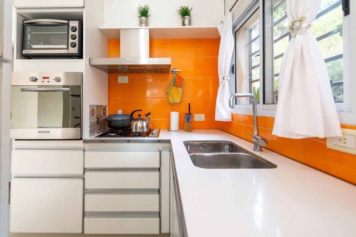Foto de VENTA CASA 4 AMBIENTES C/PILETA EN TORTUGUITAS, imagen 4