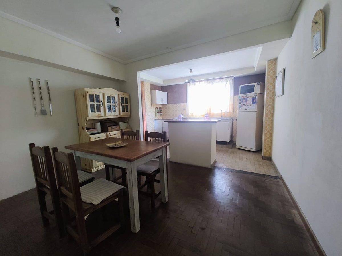 Foto de VENTA GALPON Y PH 3 AMBIENTES LOMAS DE ZAMORA, imagen 2