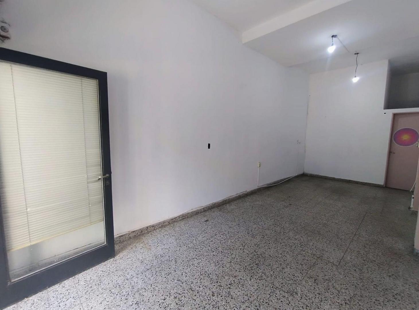 Foto de ALQUILER LOCAL COMERCIAL VILLA MAIPU 25,36 M2, imagen 2