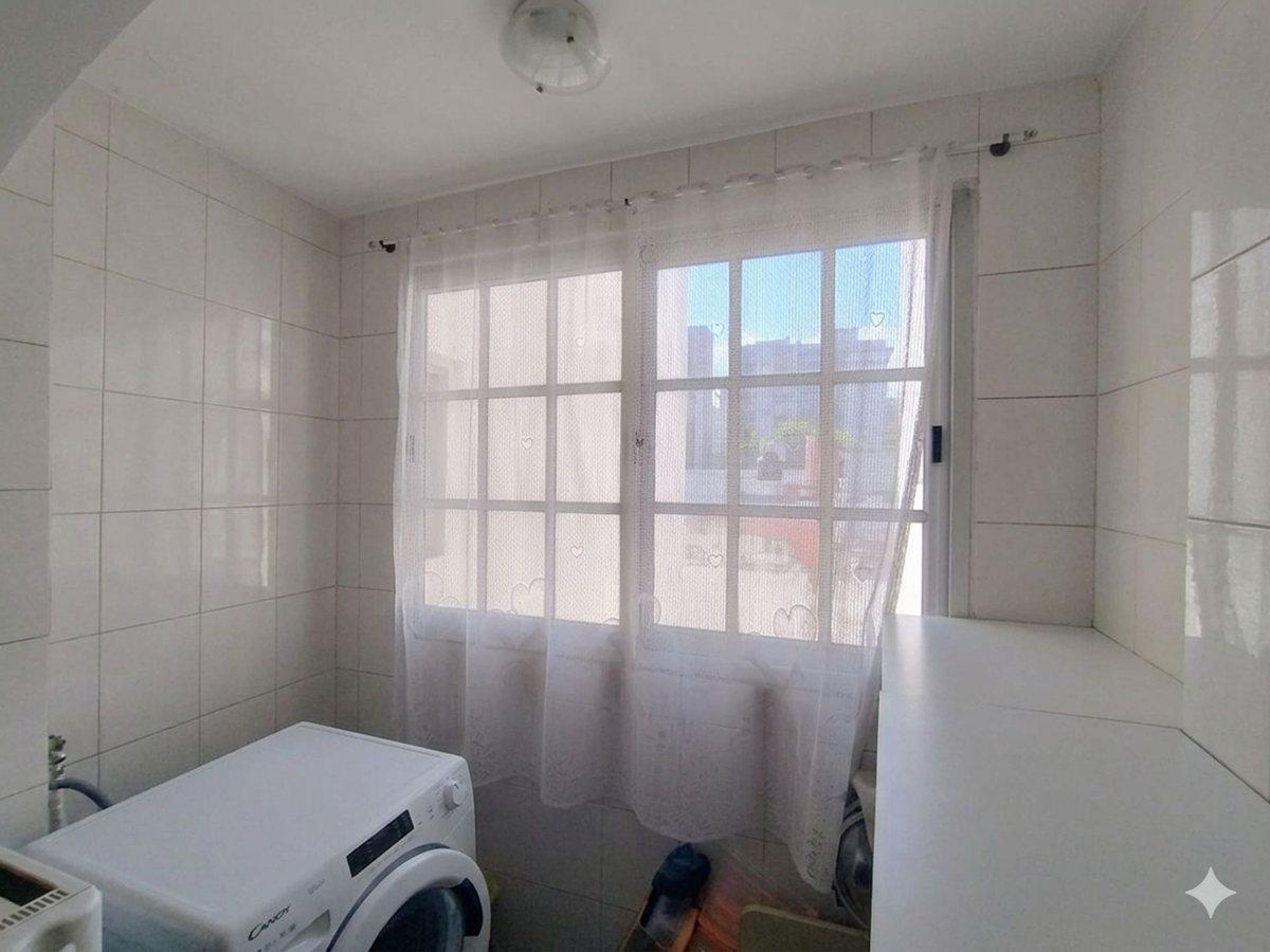 Foto de DEPARTAMENTO EN VENTA 3 AMBIENTES BOEDO CON BALCON, imagen 2