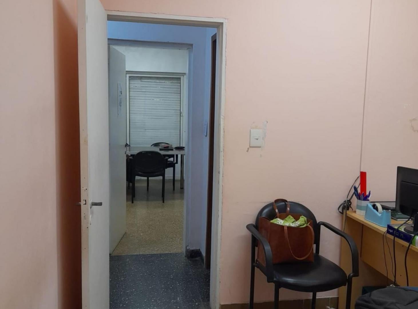 Foto de CASA EN VENTA 4 AMB CON FONDO LIBRE ESCOBAR CENTRO, imagen 4